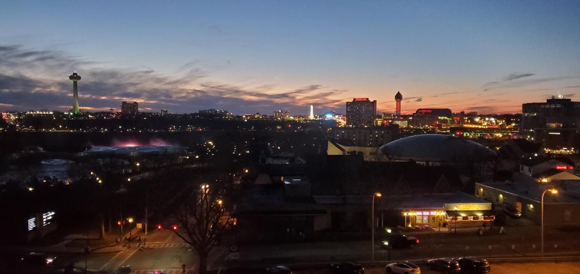 Holiday Inn Niagara Falls-Scenic Downtown, An Ihg Hotel Zewnętrze zdjęcie